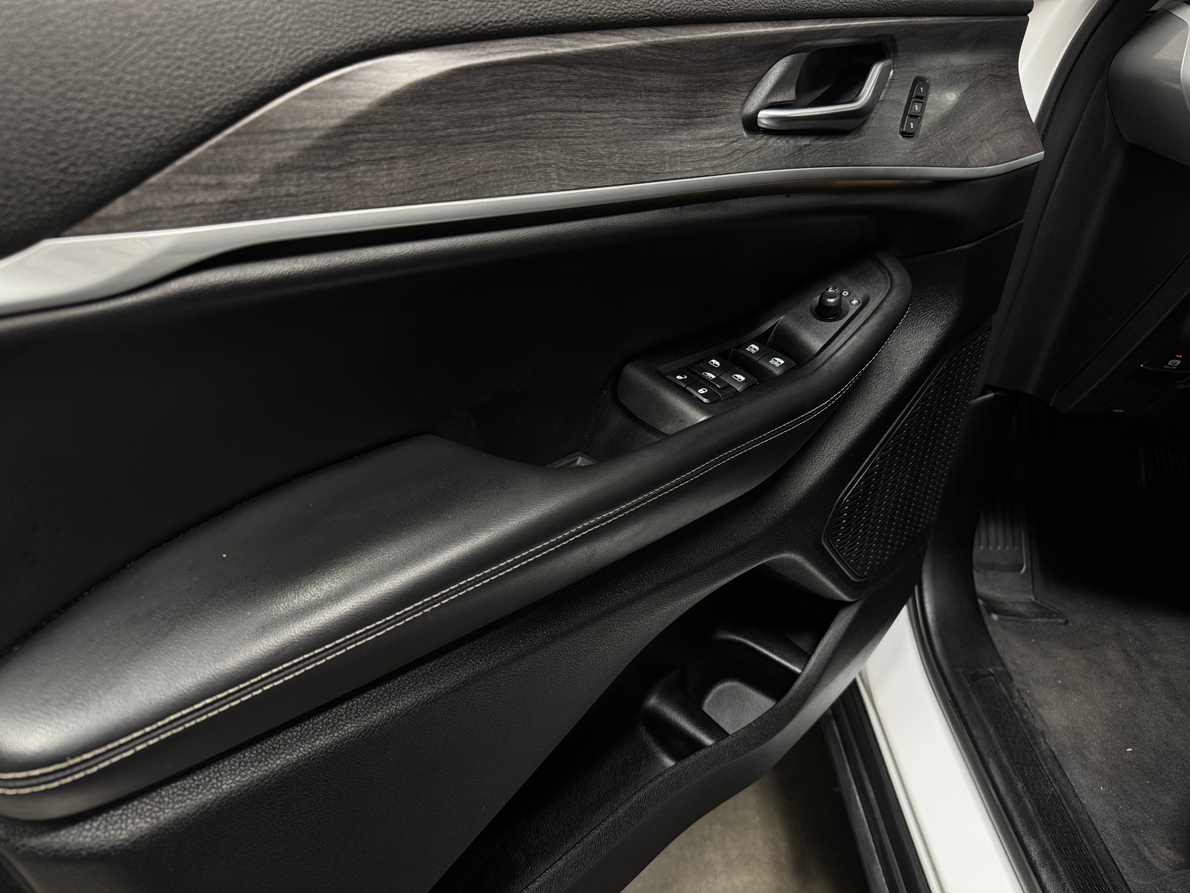 jeep grand cherokee 2023 1C4RJHBG8PC532974 image jeep grand cherokee 2023 1C4RJHBG8PC532974 image